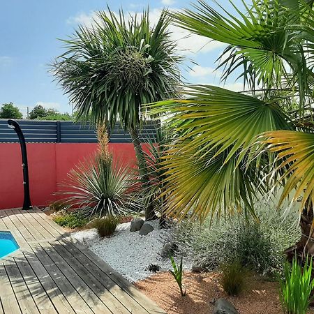 Studio Independant Chez L'Habitant Avec Piscine Et Cuisine Exterieures La Rochelle  Buitenkant foto
