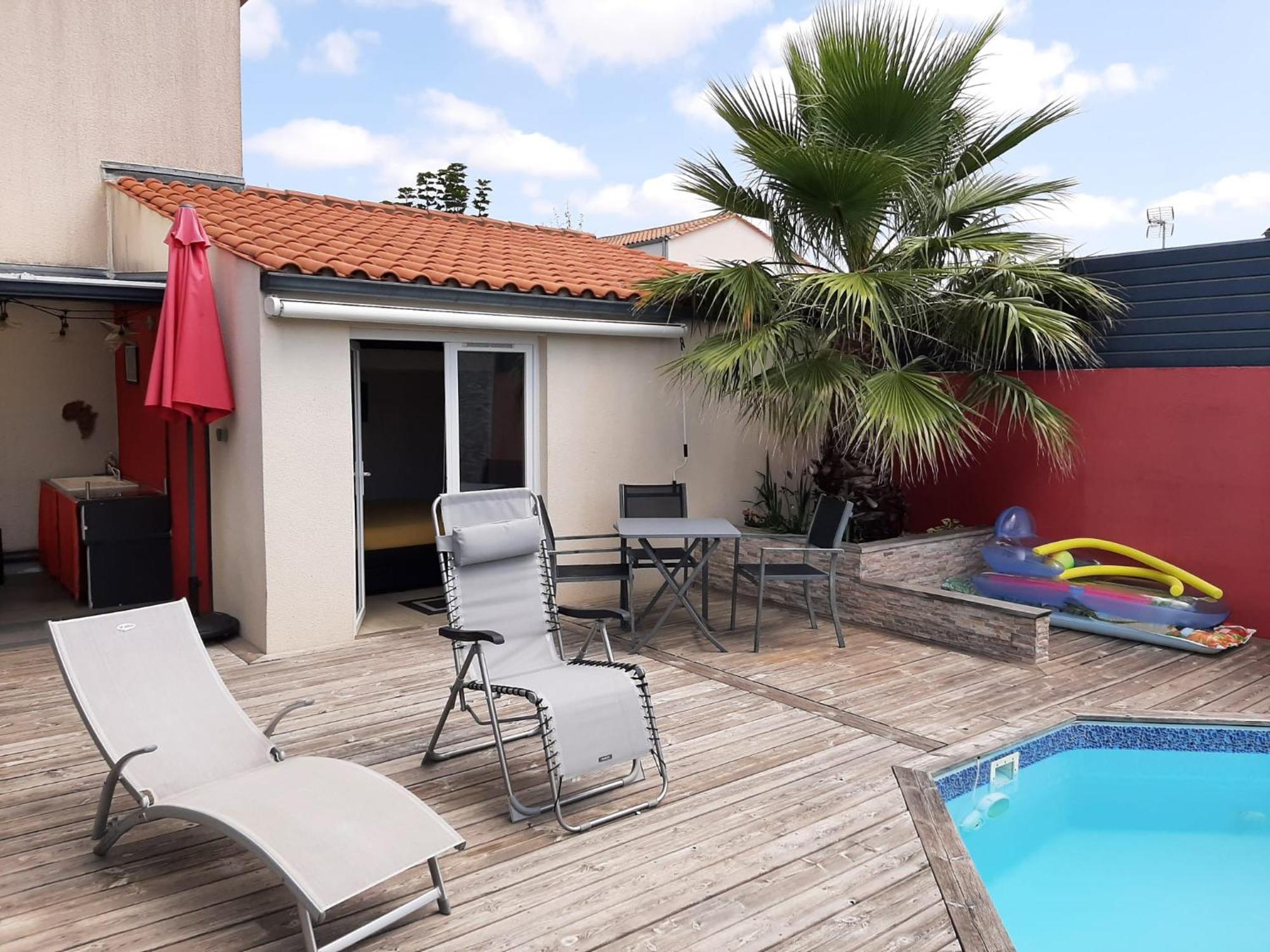 Studio Independant Chez L'Habitant Avec Piscine Et Cuisine Exterieures La Rochelle  Buitenkant foto